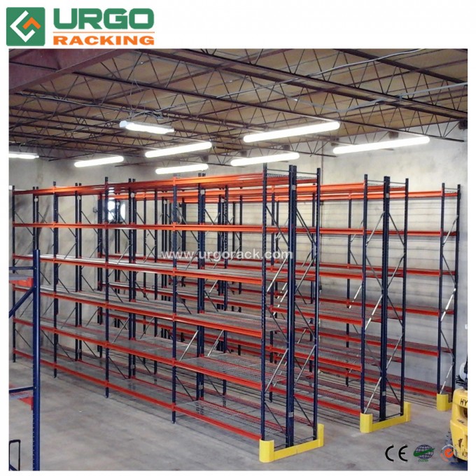 Warehouse Storage Pallet Rack with Wire Decking Image1