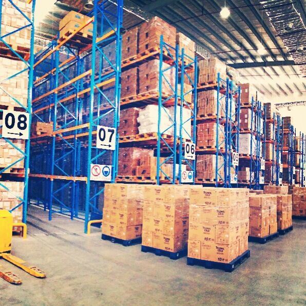 Warehouse Storage Steel Beam Pallet Rack Image1