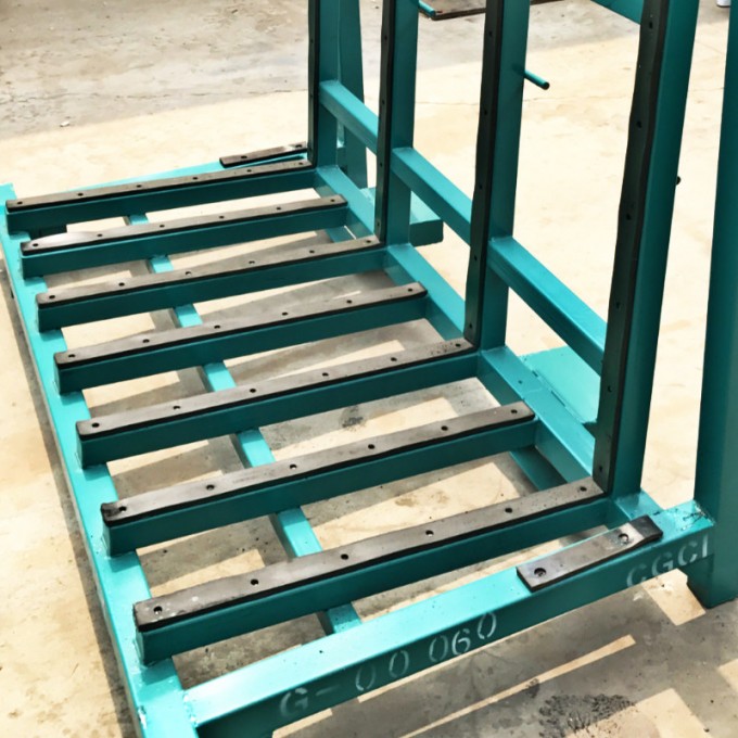 Metal Material L Shape Transportation Glass Rack with Rubber Mat Image1