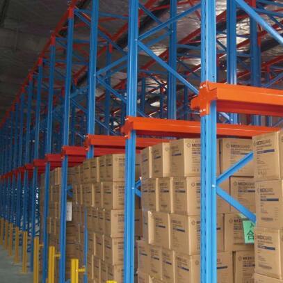 Drive-in Racking Image1