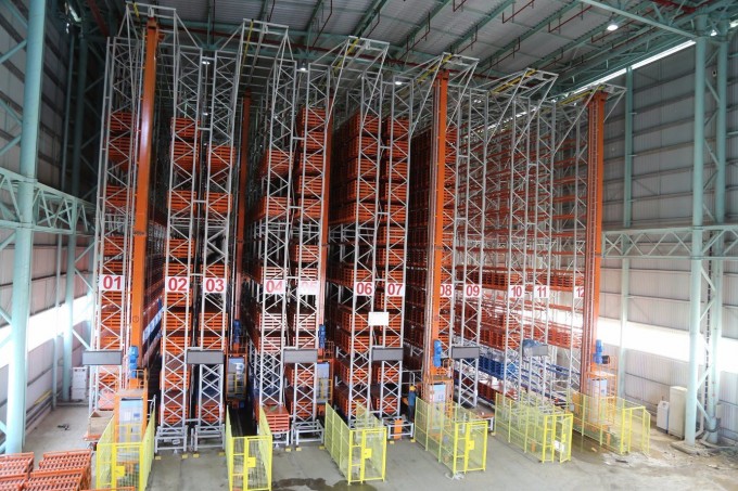 Rust Protection High Capacity Heavy Duty Drive-in Rack Metal Shelving Image1