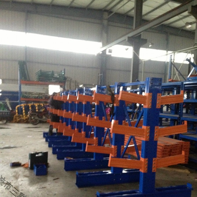 Long Conduits Storage Shelving Cantilever Rack Image1