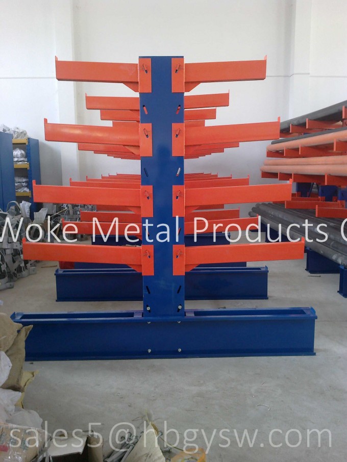 Heavy Duty Cantilever Racking for Warehouse Image1