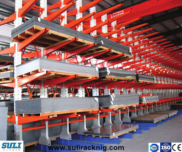 Heavy Duty Steel Warehouse Cantilever Racking for Irregular and Bulky Goods Image1