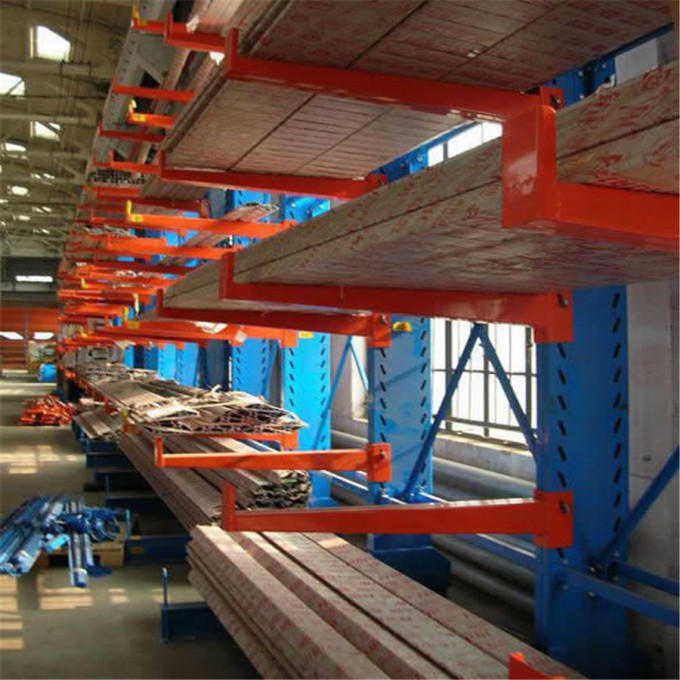 Hot Sales Heavy Duty Warehouse Cantilever Racking Image1