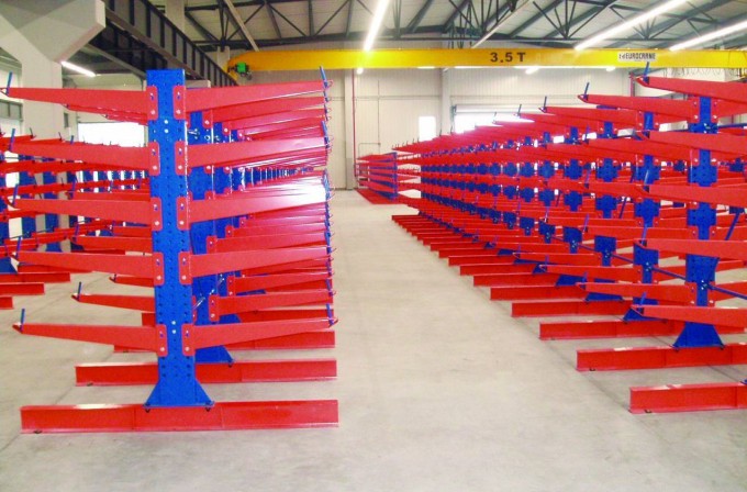 Warehouse Cantilever Racking / Irregular Goods Rack Image1
