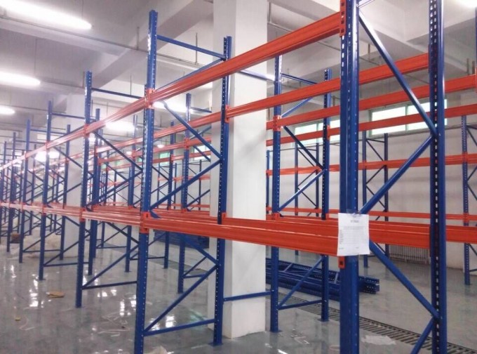 Cold Rolled Heavy Duty Pallet Rack Image1