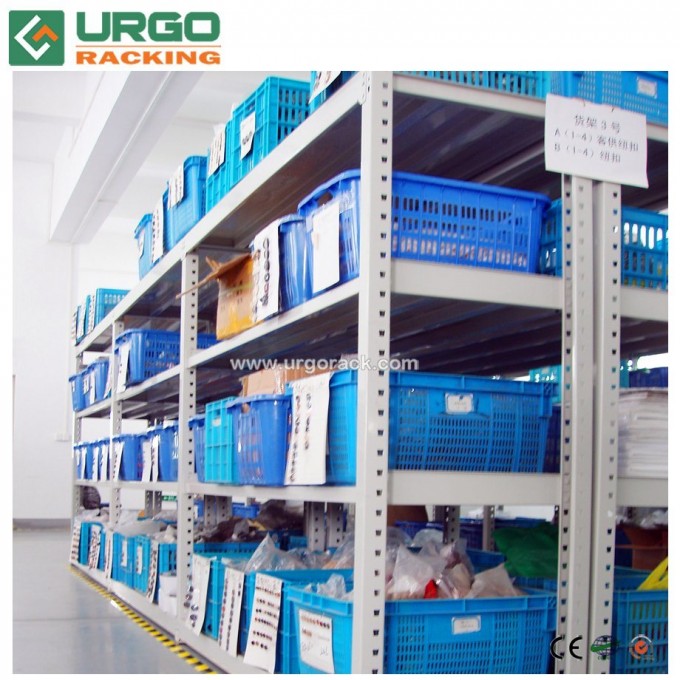 Q235 Selective Steel Storage Warehouse Medium Duty Pallet Rack Image1