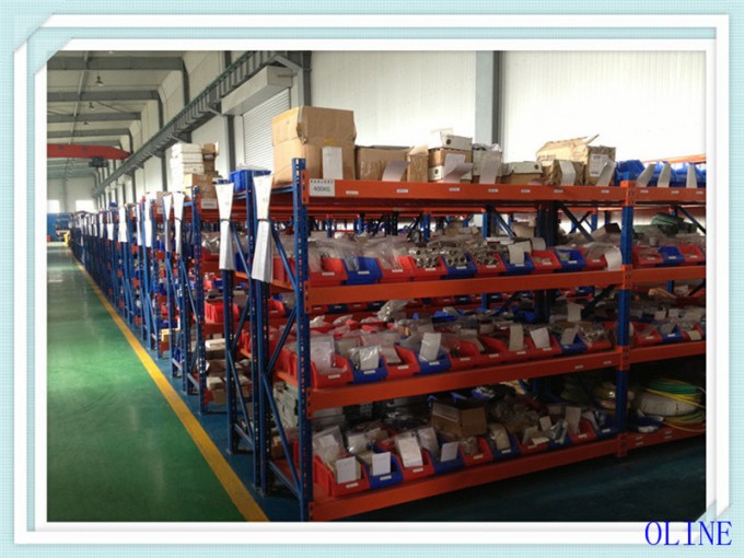 Selective Pallet Rack and Shelves for Warehouse Storage Image1