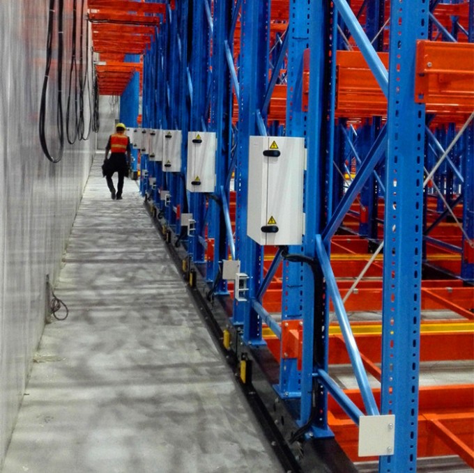 Selective Warehouse Mobile Rack with Floor Rail Image1