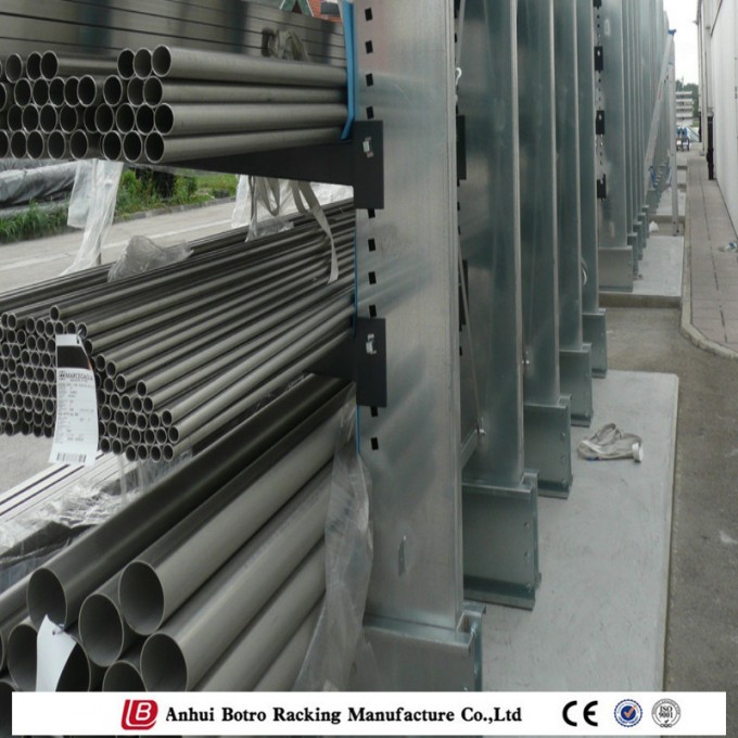 Store Long Pipes and Items Heavy Capacity Cantilever Racking System Image1