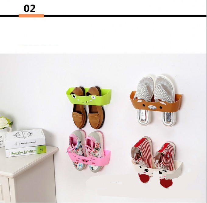 Simple Cartoon One-Piece Wall-Hung Shoe Rack Image1