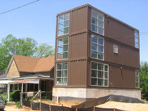 Modified Shipping Container with Factory-Installed Internal Fittings, Used for Dining Room Image1