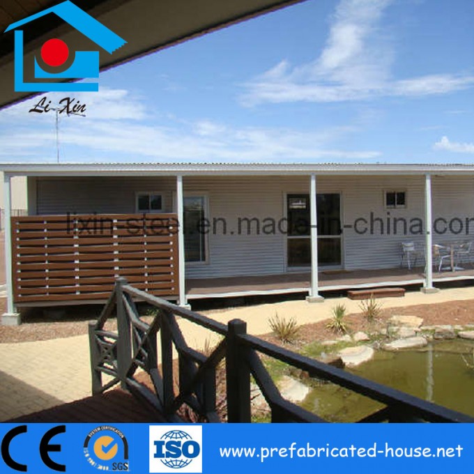 Strong and Good Looking Movable Shipping Container House Image1