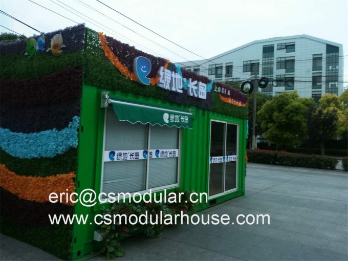 Modified Shipping Container House, Container Bar Image1