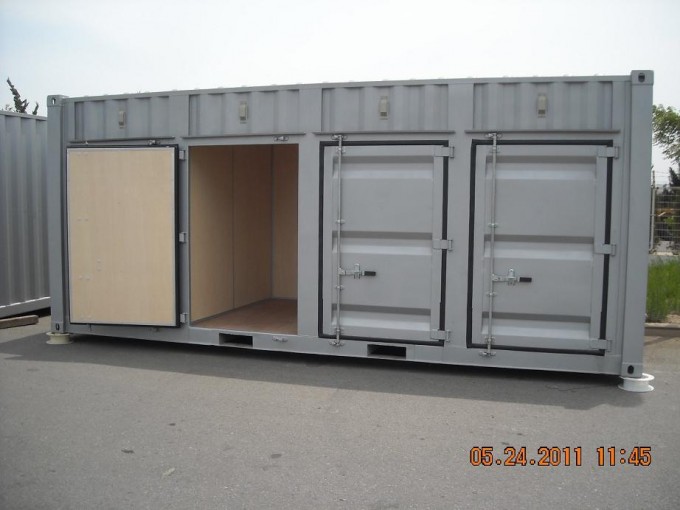 Open Side Storage Container with 4 Doors Image1