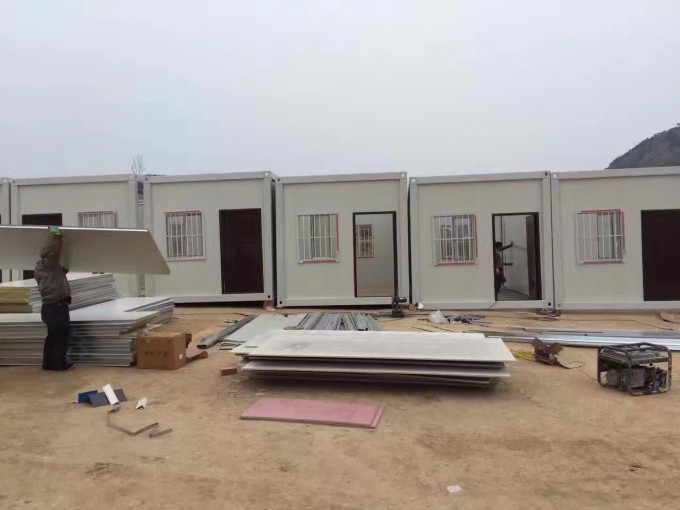 Luxury Decorated Prefab Modular Movable House Container Image1