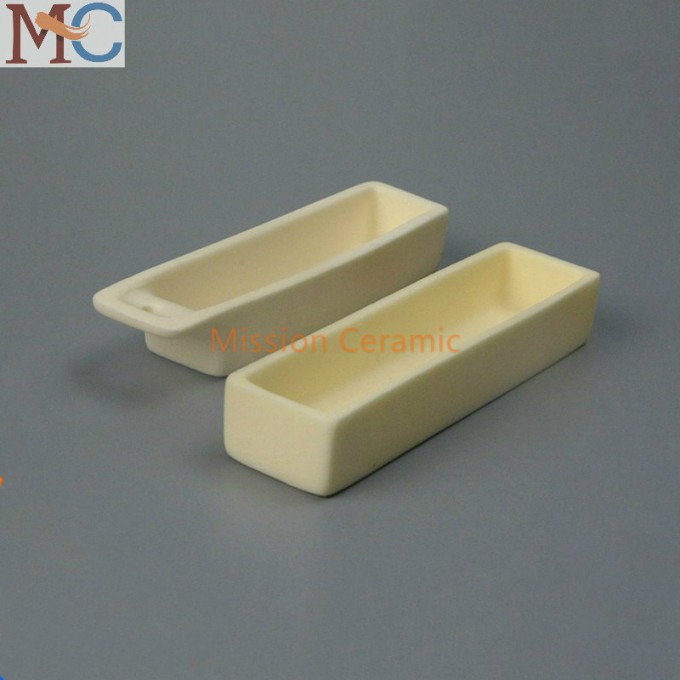 Al2O3 Ceramic Boat Shaped Crucible Acid Resistant Container for Sintering Image1