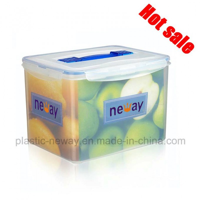 Large Transparent Container for Beer Image1