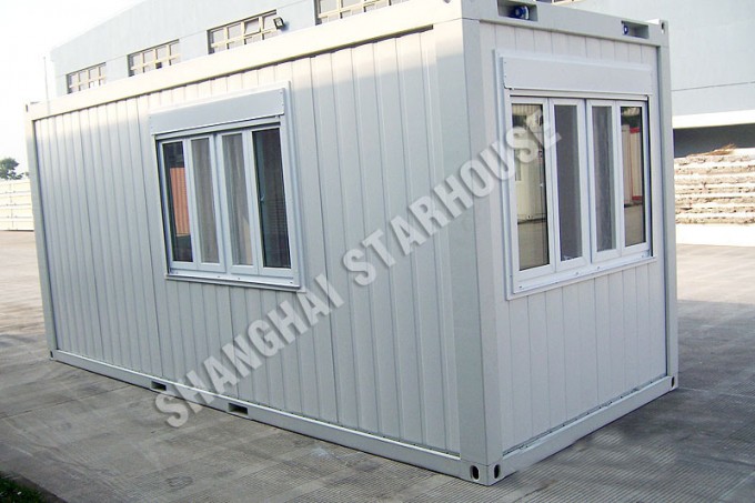 2/4 People 20FT Flat Pack Refugees Container House Made in China (SH104) Image1