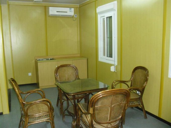 Bedroom Container Image1