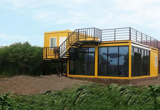 Prefabricated House Modular Luxury Container House Image1