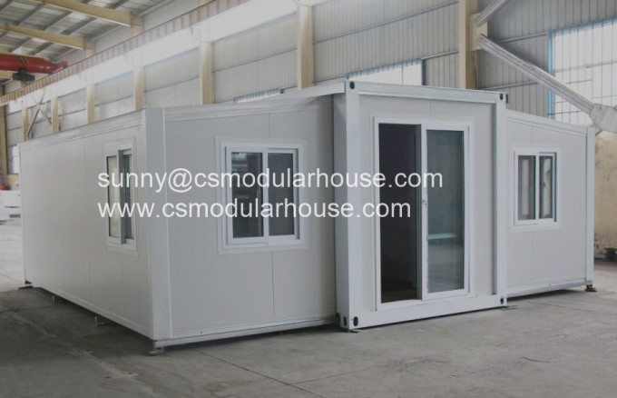 Smart Prefabricated Expandable Container House Image1