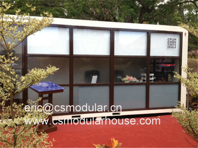 Flat-Packed Mobile 20FT Container Bar/Beach Bar/Container Shop Bar Image1