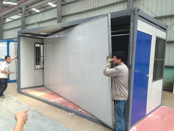20ft Modular EPS Sandwich Panel Folding Container House Image1