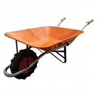 Strong Construction Wheelbarrow for Bolivia