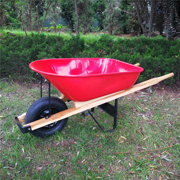 Heavy Duty Truper Model Wheelbarrow for Mexico Market Image1