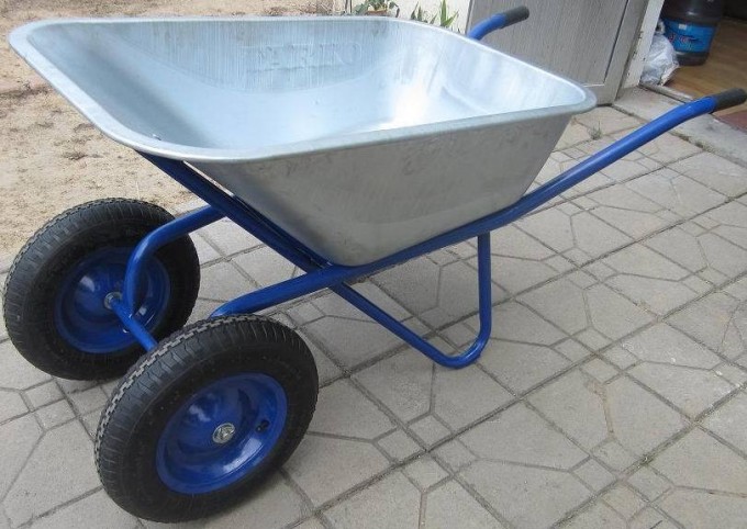 Wb5017 Garden Wheel Barrow, Galvanized Wheelbarrow Image1