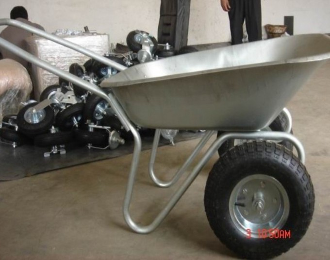 Estonia Garden Quality Wheelbarrow (WB6211) Image1