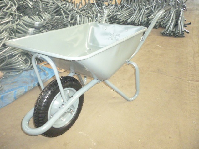 White Tay for Wheel Barrow (3 in 1) Image1
