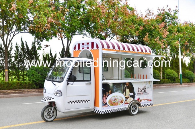 Three Wheels Food Cart with Beautiful Outlook for Sale Image1