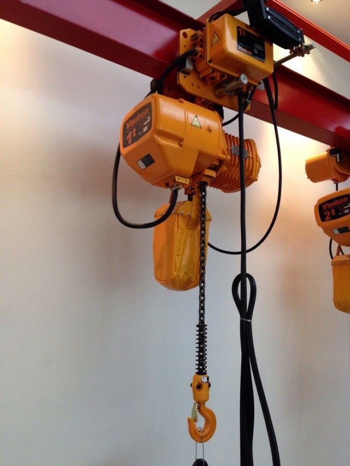 with Hoist Trolley for 1t /Double Speed Electric Chain Hoist Image1