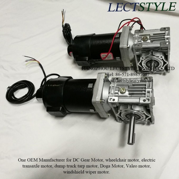 24V 300W Permanent Magnet Plain Key Shaft DC Right Angle Gear Motor Image1