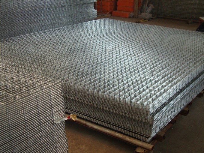 Hot Dipped Galvanized Welded Wire Mesh Panels Image1