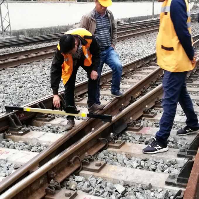 railway digital track gauge Image3