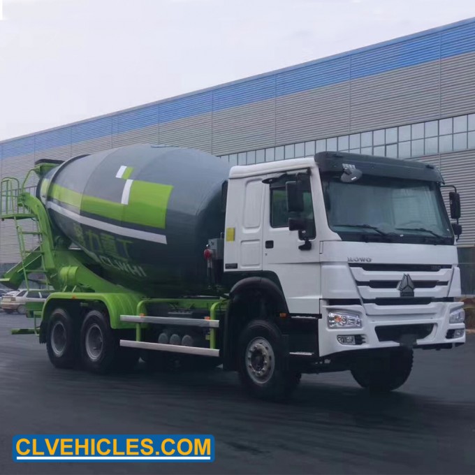 Manufacturer 8*4 18 Cubic Meter Cement Concrete Mixer Truck Image1