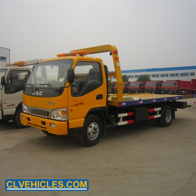 High Quality JAC 4X2 4tons Flatbed Rescue Transport Truck Wrecker Towing Truck for Sale Image1