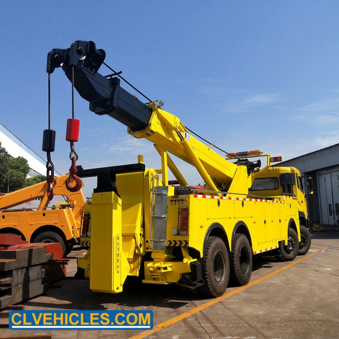 Dongfeng Heavy Duty 8*4 40t Rotary Tow Truck Rotator Image1