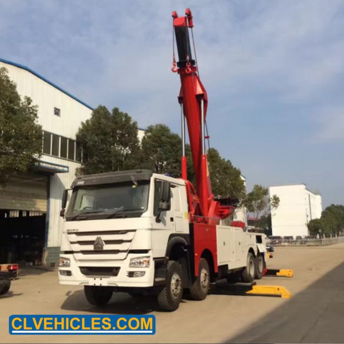 HOWO 8X4 40tons Recovery Wrecker Truck Road Rescue Vehicle with Rotate Crane Image1