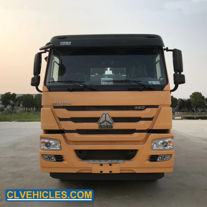 HOWO 50ton 8*4 Recovery Truck Breakdown Tow Truck Image1