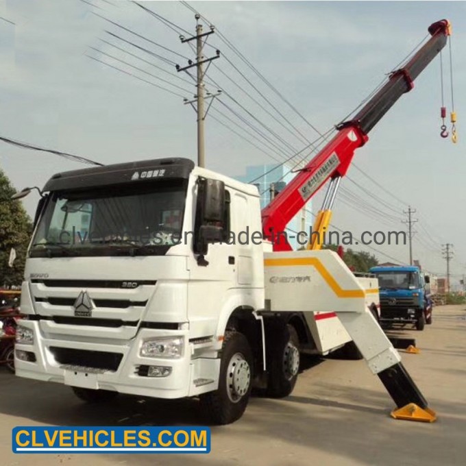 HOWO Heavy Duty Emergency Recovery Tow Truck Image1