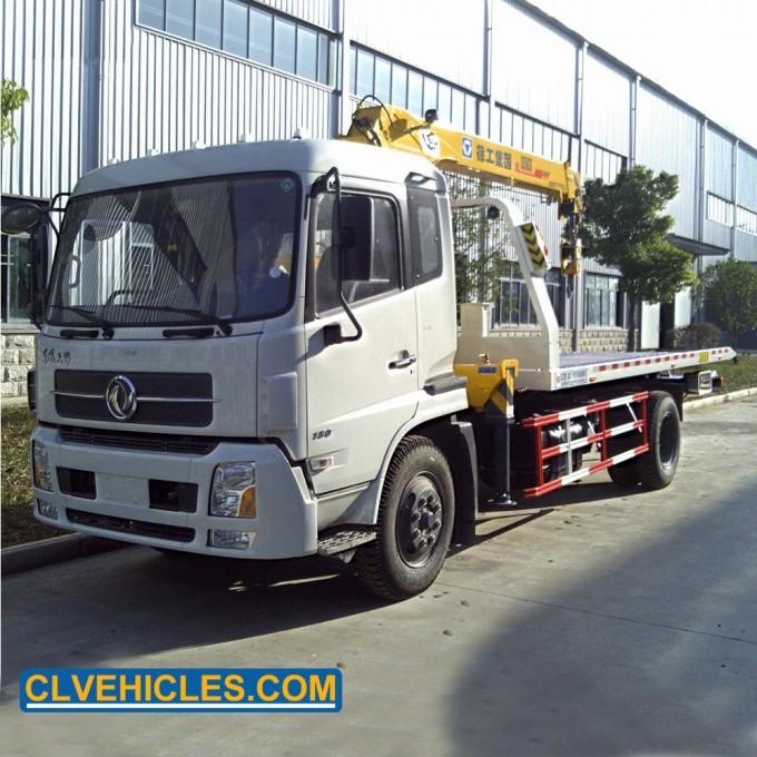 Flatbed Recovery Tow Truck with Mounted Crane Image1