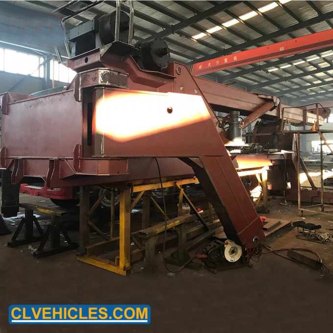Customized Upper Body Equipment of 50t Rotary Tow Truck Image1