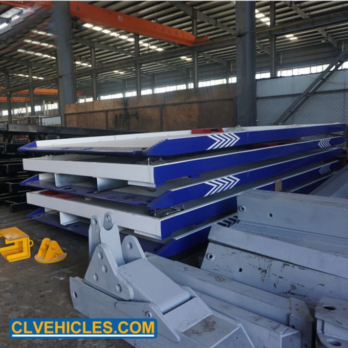 Manufacturer Upper Body Equipment of Flatbed Rollback Wrecker Tow Trucks Image1