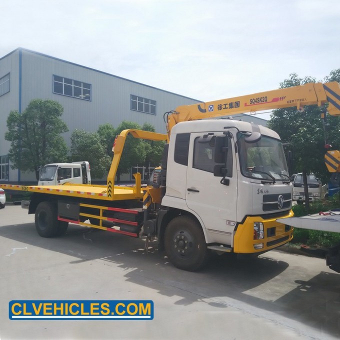 Tow Wrecker Trucks with Hydraulic Arm Crane Image1