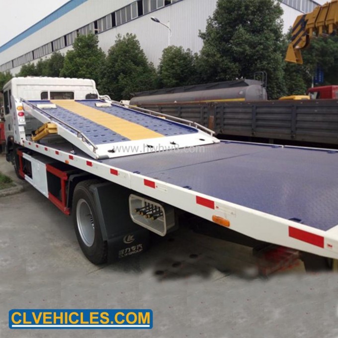 6wheels Three Car Carrier Double Flatbed Rollback Wrecker Tow Truck Image1